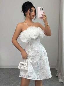 Vestido corto elegante para mujer con decoración de flores 3D en el escote - Blanco - Ver 8