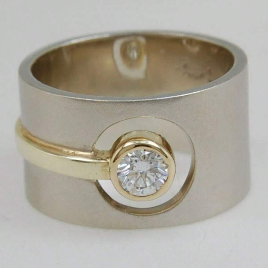 Bohemian Dual-Tone Ring Inlaid With Round Synthetic Cubic Zirconia, Ideal For Travel And Casual Daily Wear - Two-color - View 1