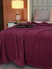 1pc Striped Soft Plush Blanket, Skin-Friendly And Comfortable, Suitable For Bedroom And Guest Room, Machine Washable, All Season - Red - View 5