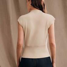 Top de mujer de cintura alta con diseño minimalista y plisado - Marrón - Ver 8