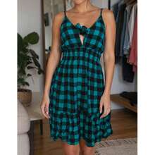 Women's Midi Plaid Party Dress, With Off-The-Shoulder Design, Ruffled Hem And Belt, Sleeveless And A-Line Silhouette. - 綠黑 - 查看 3