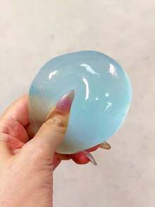 1个椰子油慢回弹减压球，缓解焦虑玩具，适合课堂奖励、派对礼品。圆形麦芽挤压减压玩具，最佳办公桌减压工具，适合作为节日礼物、趣味可爱礼物、生日礼物、复活节礼物、派对礼品。 - A - 查看 6