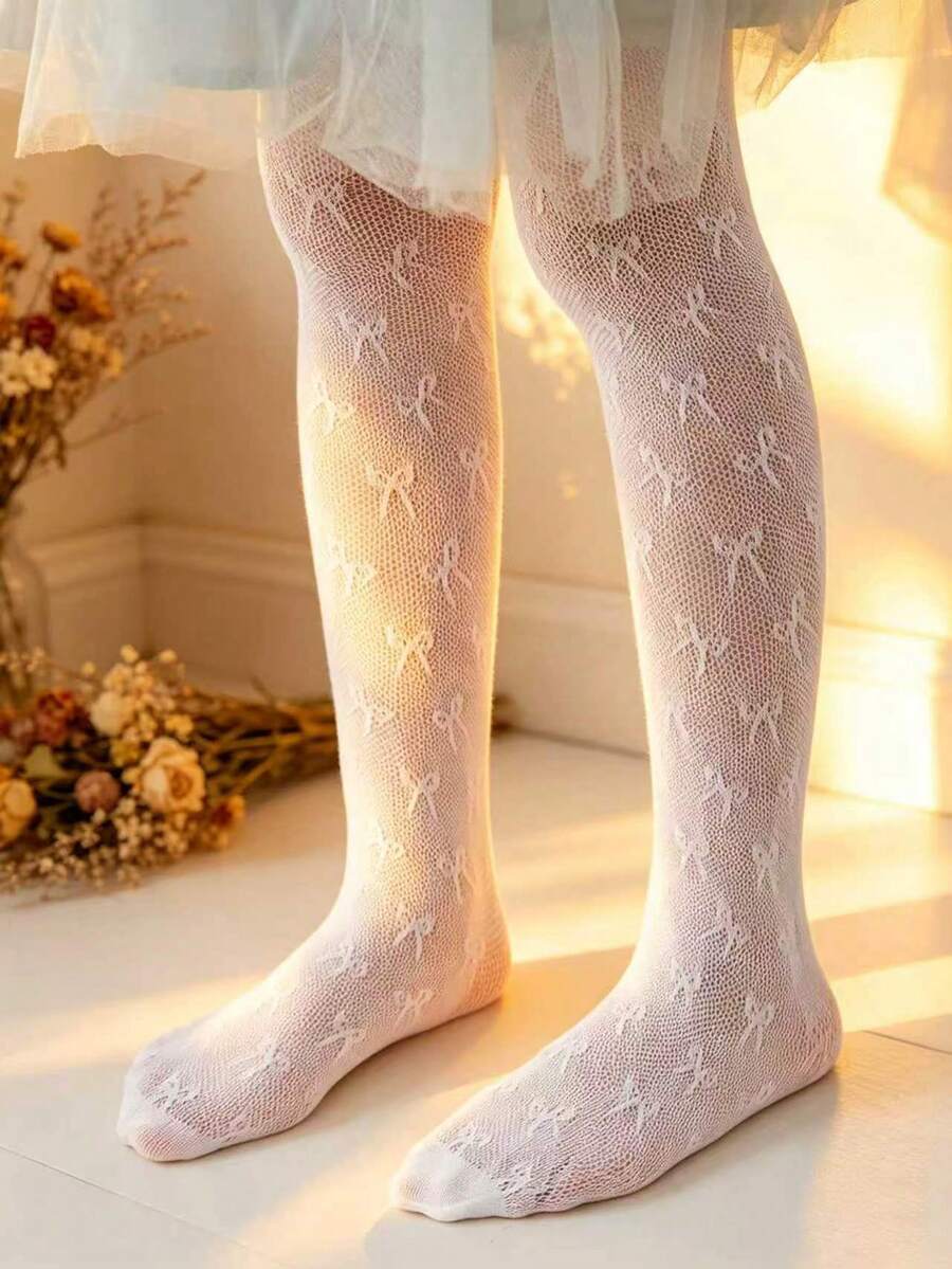 1双女童白色网眼袜,镂空蝴蝶结装饰,可爱时尚,轻便透气,防勾丝,适合婚礼、演出、旅行、休闲穿着。 - 白色 - 查看 1