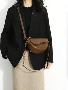 2026 New Retro Caramel Brown Molded Semi-Circle Flap Saddlebag, Versatile For Commute & Leisure, Fashionable Chain Strap Crossbody Bag - Brown - View 3