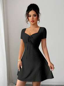 Nuevo 2026  Nuevo vestido mini de verano de ajuste ceñido con nudo delantero, de punto jacquard de crema de mantequilla sexy para mujeres - Negro - Ver 6