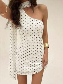 Fashionable Sleeveless Solid Color Dress For Women - Black and White - View 3