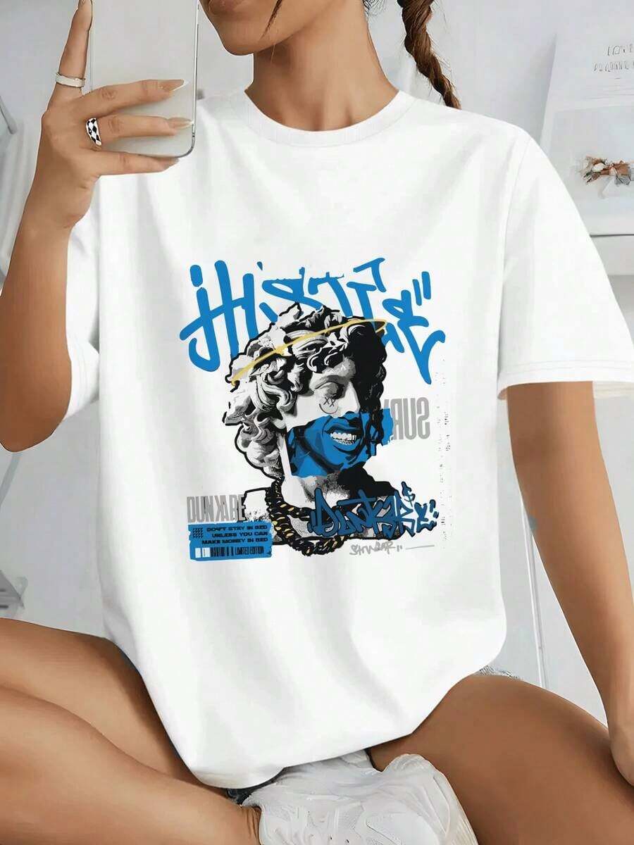 Abstract Graffiti Collage Featuring A Classical Sculpture With A Golden Halo And Motivational Words Symbolizing Urban Energy And Creative Freedom. Women's 100% Cotton T-Shirt, Women's Sportswear, Elegant Blouses For Young Women, Women's Basic Blouses. - 白色 - 查看 1
