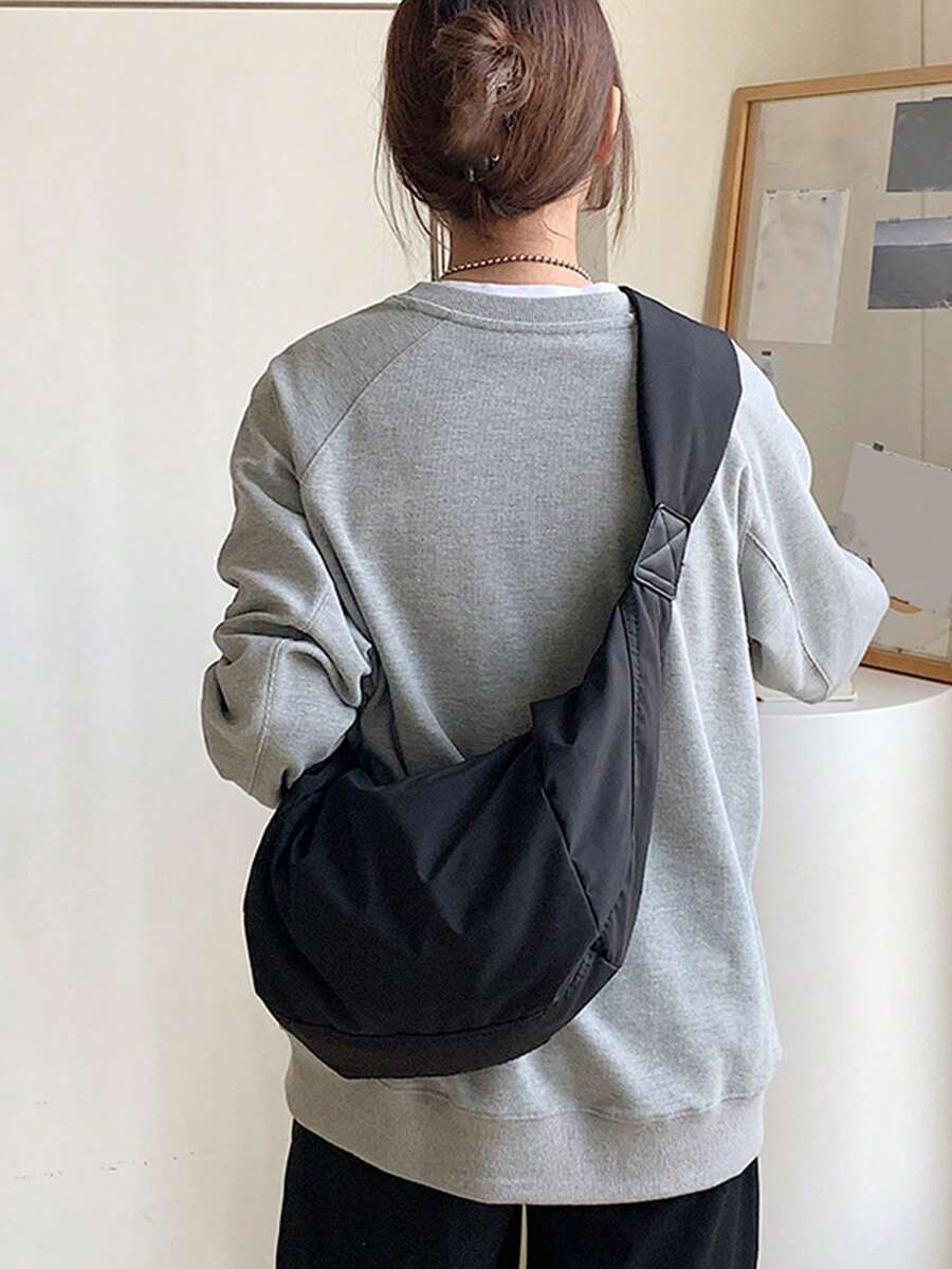 極簡輕量斜挎肩背包,適合上學,女款日系街頭風格包 - 黑色 - 查看 1