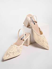 Nuevos zuecos de tacón alto estilo chino en color blanco, sandalias convertibles con punta puntiaguda y bordado de encaje para mujeres - Beis - Ver 6