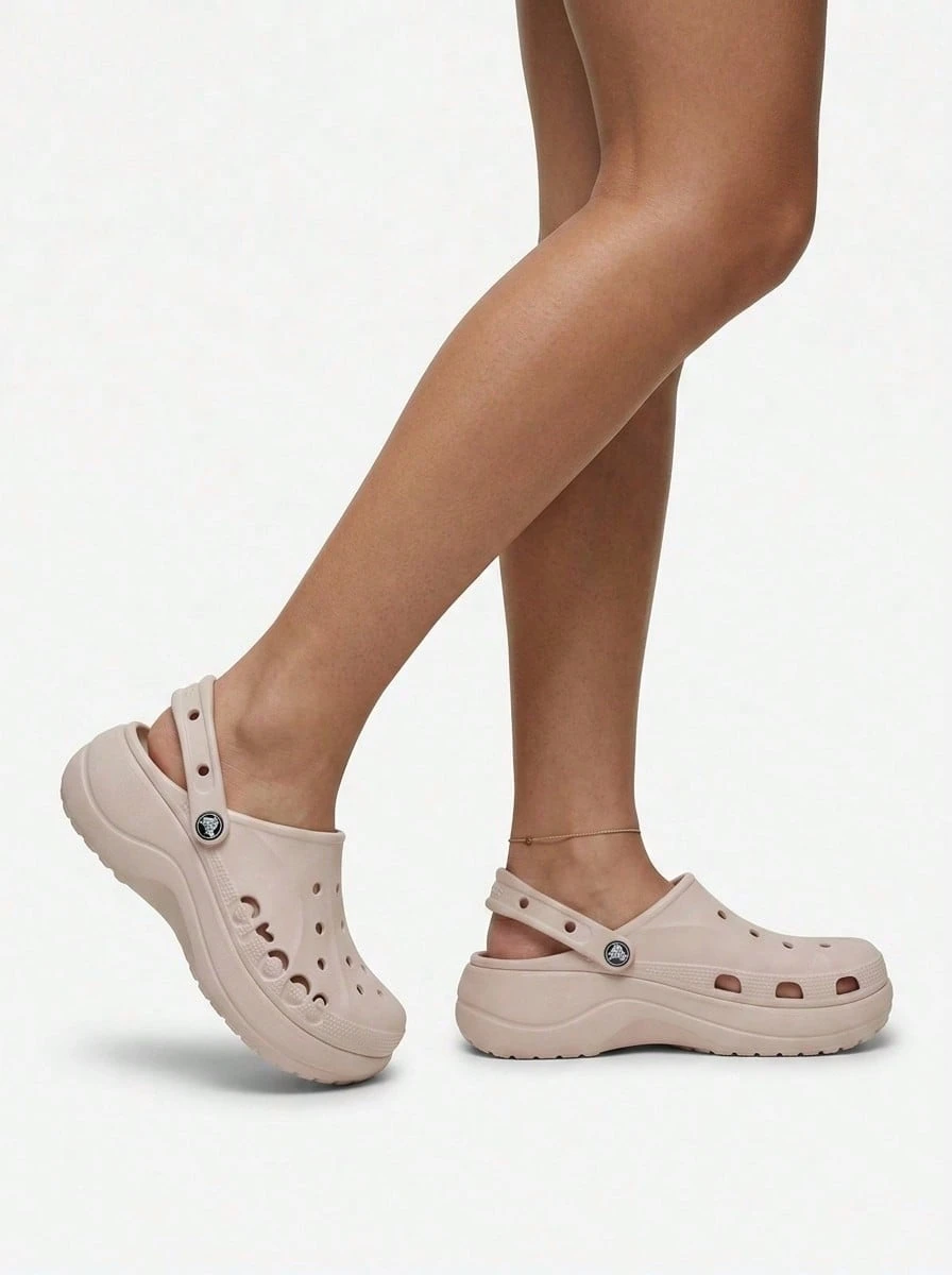 Crocs كلوغ منصة بايا للنساء لون وردي فاتح CR208186 - وردي - مشاهدة 1