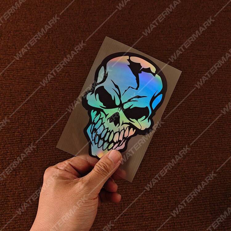 1pc Laser Skull Decal, Skull Design With High Cheekbones, Suitable For Car Window, Bumper, Laptop, Motorcycle, Accessories Decoration, Vinyl Car Sticker - W187 - View 3