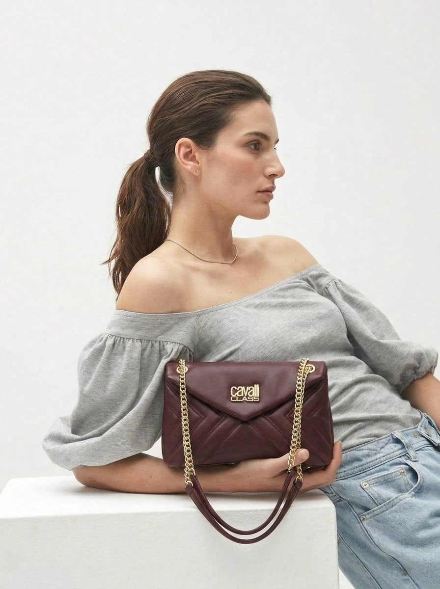 Cavalli Class Women's Versatile Lightweight Adjustable Strap Weekend Gym Casual Burgundy CCHB0196-200 - Bungundy - 查看 1