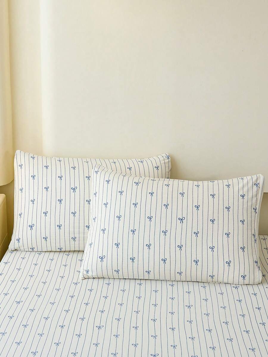 Set 2 Sarung Bantal Motif Garis-garis dengan Pita, Sangat Lembut & Bernapas, Tanpa Isi, Dapat Dicuci dengan Mesin, Gaya Gadis Manis, Cocok untuk Sarung Bantal Model Amplop di Kamar Tidur, Set Sarung Bantal Bernapas untuk Tempat Tidur di Kamar Asrama - Navy Blue - View 1