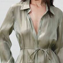 Yunuo Menswear  Nueva blusa elegante y versátil para mujer, diseño sencillo y elegante con un cinturón de satén brillante, manga larga con cuello, silueta favorecedora de la cintura ceñida - Café integral - Ver 7