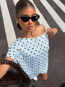 Conjunto de dos piezas de camisa de manga corta asimétrica con estampado de luna y pantalones cortos para mujer de , ideal para vacaciones casuales de verano. - Azul - Ver 5