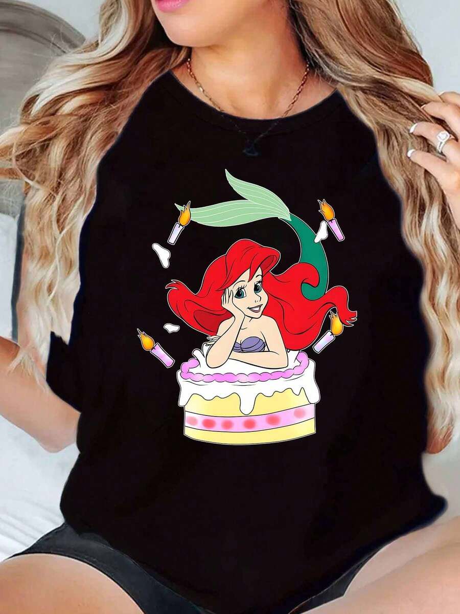 Ariel Mermaid On Cake With Candles Print Disney Women T Shirt Round Neck Short Sleeve Casual Wear Birthday Party Soft Comfortable 220g - màu đen - Xem 1