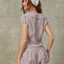Blusa de estilo babydoll con cuello Peter Pan, manga corta con volantes y abotonadura - Rosa - Ver 7