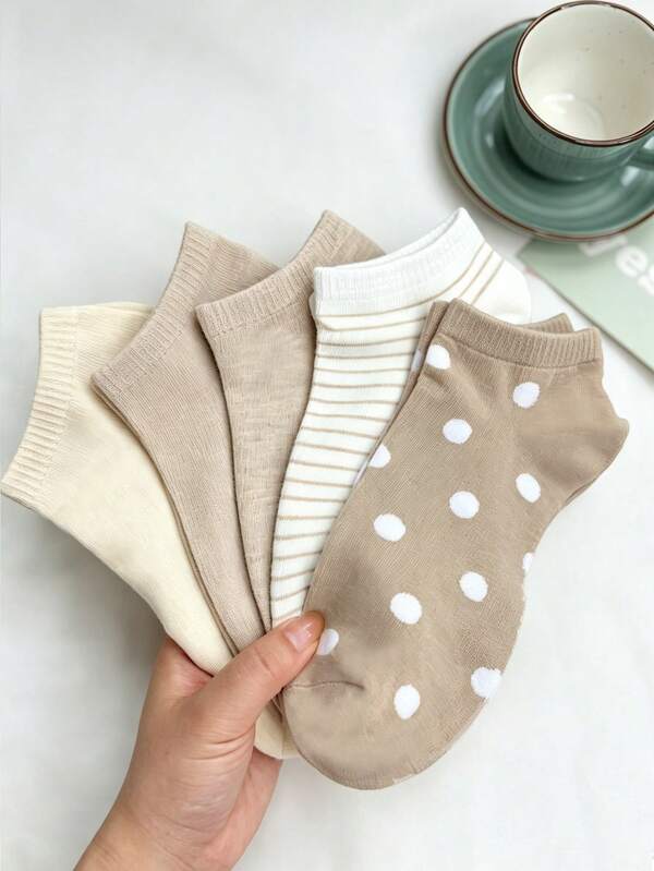 1/5 Đôi tất ngắn màu be dễ thương dành cho nữ, thích hợp mặc hàng ngày, phù hợp cho mùa xuân và mùa hè.