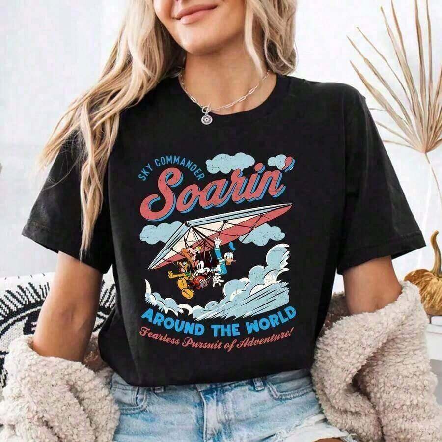 Disney Women's T-Shirt , Sky Commander Soarin' Around The World-- Disneys Disneyland Paris The Magic Kingdom Disneyesque The House Of Mouse Mickey Mouse Empire Modest Summer Outfits Take That T Shirt Summer Coord Tops For Women Summer Summer Clothes Women Summer Clothes Summer Tops Summer Tops Women Summer Co Ord Summer Top Summer Outfits White Top Black Top Holiday Outfits For Women  Tops For Women Summer Holiday Gifts Valentine's Day Gifts Earth Day Gifts Oktoberfest Gifts Summer Bank Holiday Gifts - màu đen - Xem 1