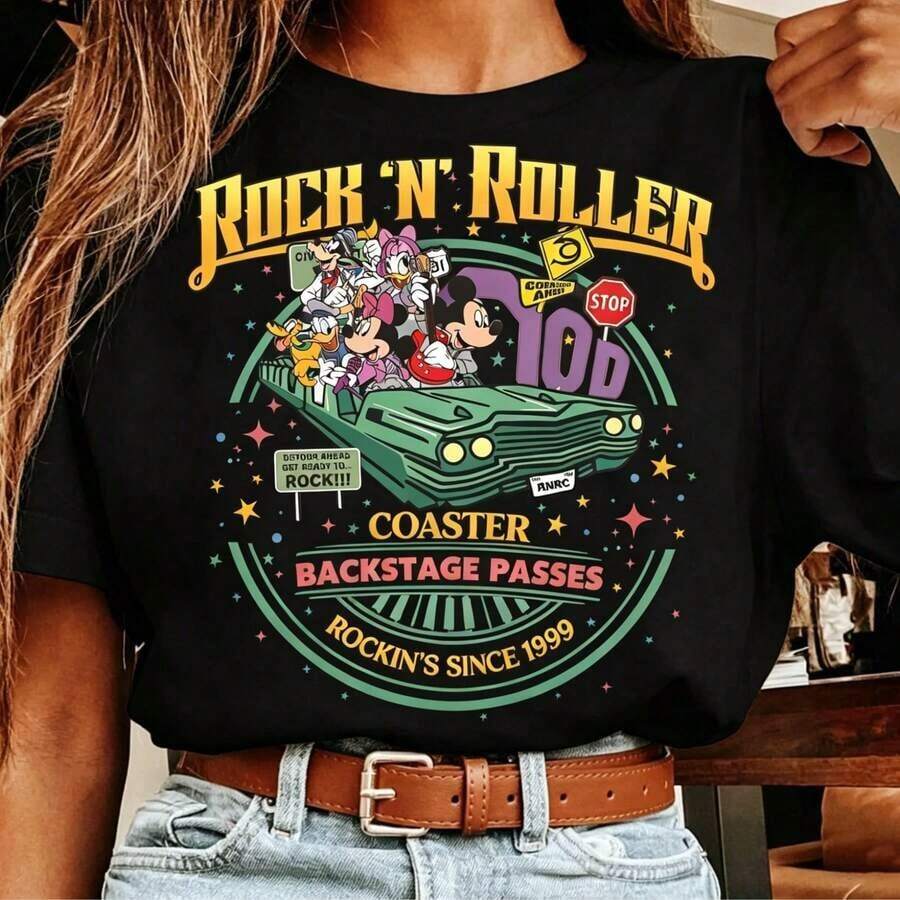 Disney Women's T-Shirt 1PC Licensed "Retro Rock N Roller Coaster Mickey & Friends Band" Cartoon Printed Oversized T‑Shirt, Short Sleeve Tee For Disney Travel, Vacations & Theme Parks. 2026 New Style, Ideal For Family Outings & Matching Outfits, Unisex For All Ages. High‑Quality Cotton Fabric, Soft & Breathable. Vintage Rock‑Themed Roller Coaster & Music Band Scene Print Design, The Best Gift For Rock Music Fans & Disney Vacation Lovers. - màu đen - Xem 1
