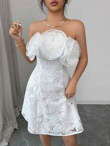 Vestido corto elegante para mujer con decoración de flores 3D en el escote - Blanco - Ver 4