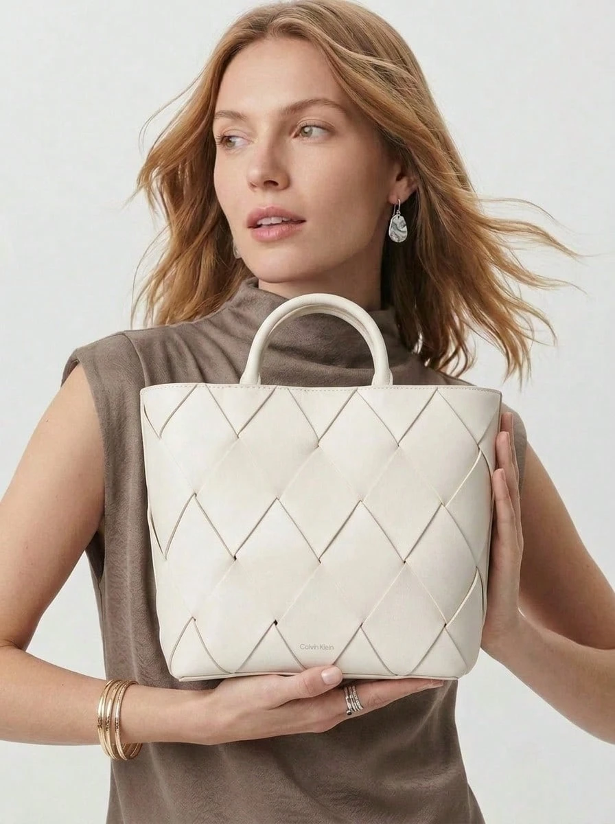 Calvin Klein Women's Spacious Premium Portable Casual Outdoor School Beige K60K613176-67U - White - View 1