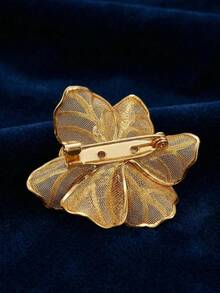 Luxury Niche French Rose Brooch, Mesh Hollow Design Brooch Pin, Delicate Style Daily Accessory - A - View 11