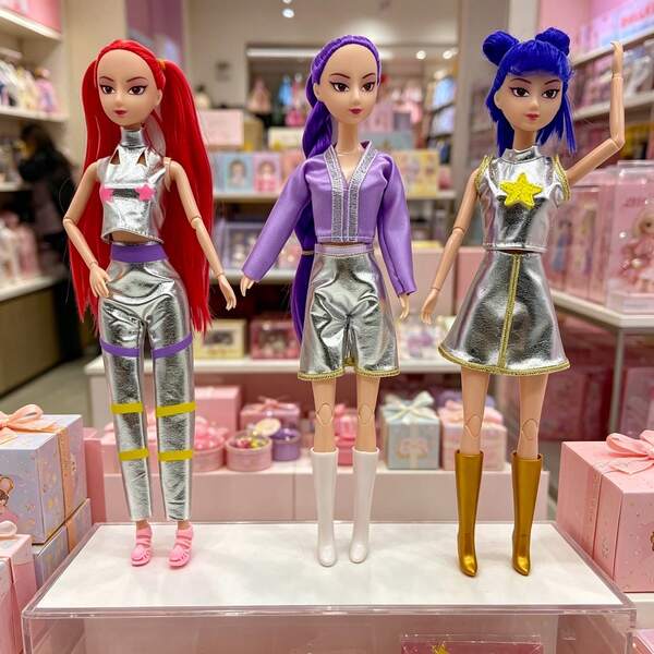 Delicate Articulated Posable Figurine Gift Box Set, Lumi, Mira, Zoe Character Decor Collectible, Fashionable Ornament, Perfect Memorabilia Gift For Women