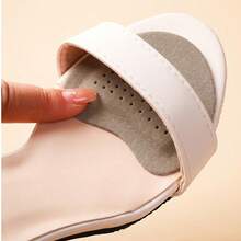 1-5 Pairs Soft Shock-Absorbing, Sweat-Absorbing, Anti-Slip Leather Forefoot Pads For High Heels, Suitable For Summer Sandals, Self-Adhesive Invisible Forefoot Pads - Apricot - View 7