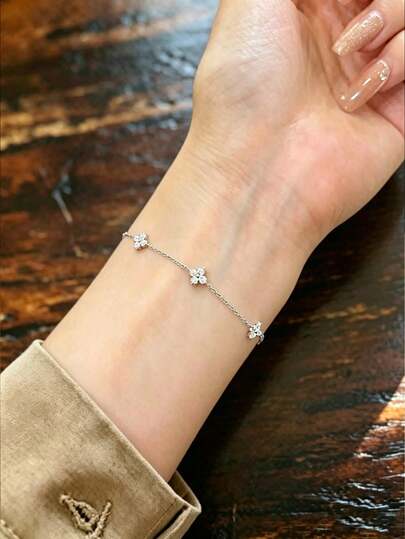 1 pièce Bracelet chaîne avec pendentif fleur en zircone plaqué argent, bijou de luxe pour femme