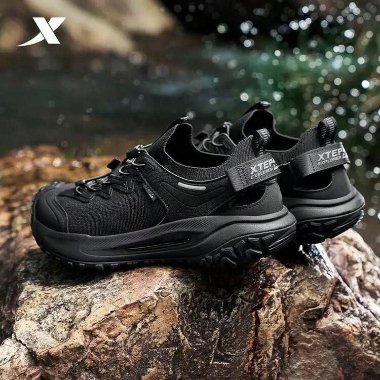 XTEP Breathable Lightweight Sports Shoes, Versatile Outdoor