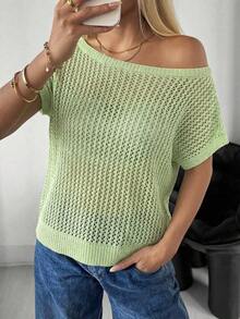 Jersey informal asimétrico de manga corta y hombros descubiertos con escote transparente en color negro - verde menta - Ver 3