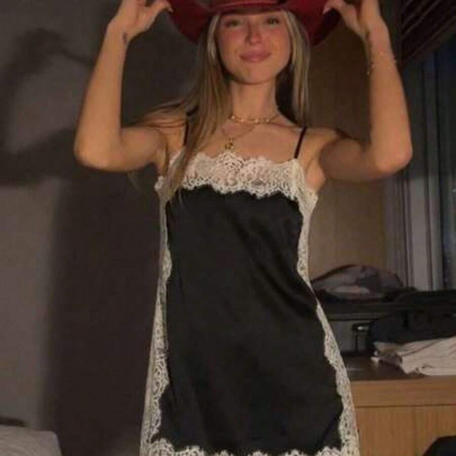 Camiseta de mujer casual y elegante, suelta y de seda con encaje, adecuada para Año Nuevo/Día de San Valentín, color negro, verano - Negro - Ver 1