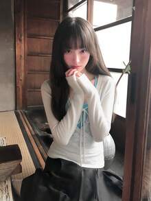 韓系時尚對比色兩件套，杏色V領寬鬆長袖防曬罩衫與貼身細肩帶背心，夏季優雅 - 白拼藍 - 查看 2