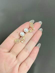 5對耳環套組：2對鬱金香花朵耳釘 + 2對珍珠可拆卸耳釘 + 1對花朵耳釘 + 1對不對稱珍珠耳環 + 1對螺旋珍珠耳釘，高級優雅百搭日常耳飾珠寶 - 彩色 - 查看 7