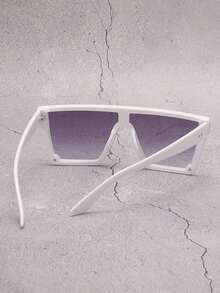 1PC Square Oversized Frame Rivet One-Piece Coated Reflective Mirror Lens Unisex Fashion Glasses Suitable For Street Beach Party Travel Gift Women's Glasses - 白框漸層灰片 - 查看 3