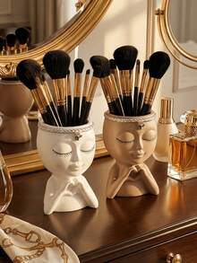 Cute Face-Shaped Makeup Brush Holder, Suitable For Vanity Tabletop | Decorative Desktop Storage Box, Can Hold Brushes, Pencils, Cosmetics | Japanese Cute Beauty Stationery Organizer | Aesthetic Room Desk Decor - Multicolor - View 5