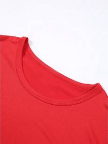 This Women's T-Shirt Features A Design Inspired By Disney, Incorporating Fresh,  Patterns Of Minnie Mouse And Music. Made From 100% Cotton, This Casual T-Shirt Is The Perfect Choice For Spring And Summer. It Makes An Excellent Gift For Holidays Or Birthdays. - Red - View 2