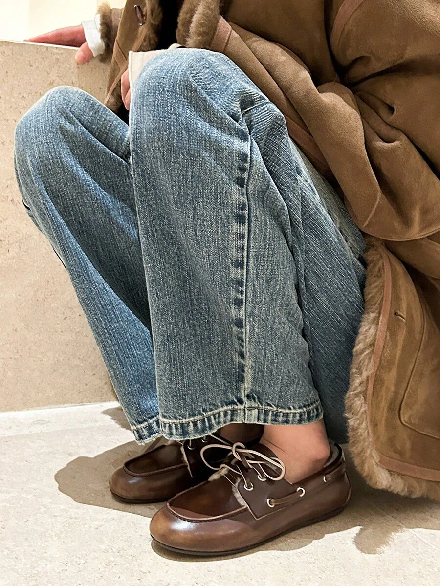 Women Flats - Brown - View 1