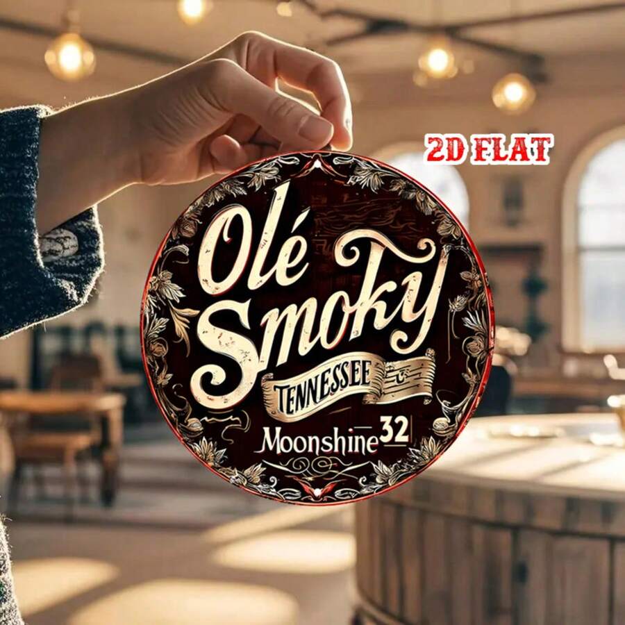 2D平面 - 复古2D平面金属招牌，展示Ole Smoky Tennessee Moonshine，圆形海报，适合复古餐厅装饰，也适合客厅或卧室，尺寸为7.8 x 7.8英寸
