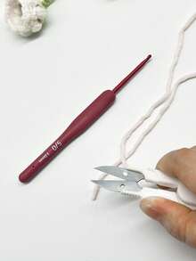 9pcs Ergonomic Red Handle Crochet Hook Set, Covering 2.5mm-6.0mm Common Sizes, Comes With Safety Protective Yarn Scissors, Pink Transparent Window Zipper Storage Bag, Dust-Proof And Portable, Suitable For Crochet Dolls, Shawls, Home Textiles DIY Crafts - Red-handled Crochet Set - View 5