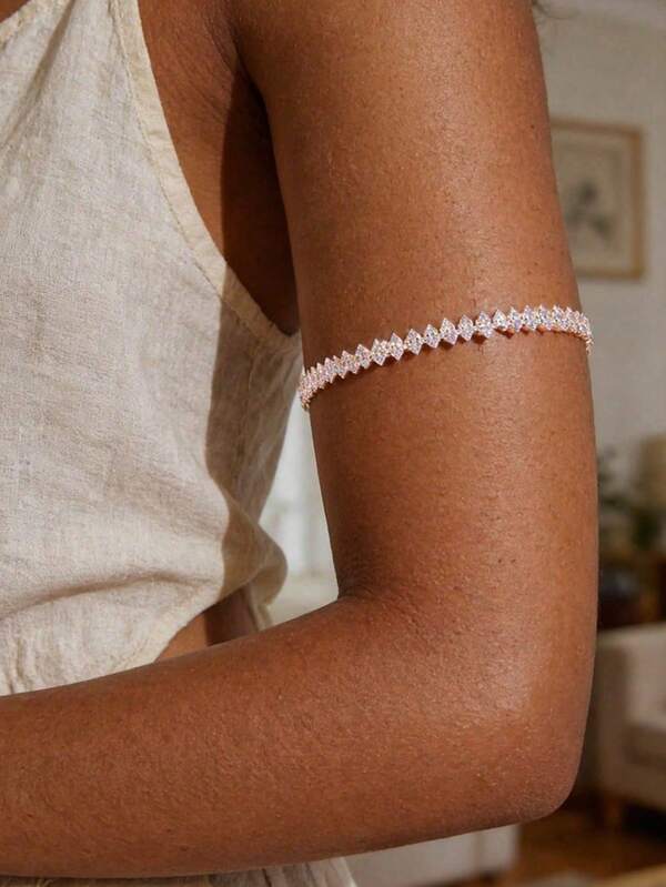 1pc Silver Minimalist Rhombus Bracelet, Elegant Single-Row Sparkling Arm Chain For Women, Suitable For Formal Events And Parties