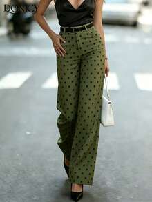 軍綠色