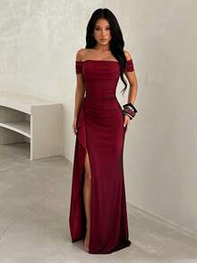 Women's Red Cold Shoulder Fitted Maxi Dress, Slit Design, Knit Party Gown, Sexy Elegant Formal Wear, Suitable For Autumn/Winter - Burgundy - View 6
