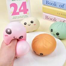 2 PCS Large Expressive Dumpling Squishy Toy, Funny Mysecret Bun Stress Relief Ball, Premium Soft TPR Material Slow Rebound Fidget Toy, Realistic Food Shaped Moldable Squeeze Gadget, Cute Face Decompression Toy For Anxiety Relief & Mood Venting; Palm-Sized Portable Unboxing Surprise Sensory Play Prop, Aesthetic Novelty Desktop Decor For Home, Office & Classroom, Durable Reusable Skin-Friendly Squishies, All-Age Stress Relief Toy For Kids, Teens And Adults,  Collectible Novelty Gift, Perfect For Birthday Presents, Holiday Surprises And Colorful Party Favors, Random Style Delivery, Fun Interactive Daily Self-Care Accessory To Soothe Irritability, Alleviate Mental Fatigue And Ease Daily Work Pressure - 帶蒸籠 - 查看 4