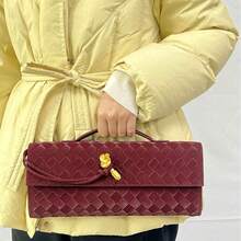 Bolso de mujer de cuero genuino hecho a mano BV Bottega Bang Bang de Andiamo Clutch Campana. Bolso popular tejido a mano, nuevo clutch, bolso de noche tejido, bolso rojo con cierre, bolso de mano de moda. - blanquecino - Ver 1