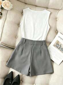 mangas ajustado con escote pronunciado en color marrón, combinado con falda pantalón de oficina en color albaricoque - Conjunto de 2 piezas para mujer - Blanco - Ver 2