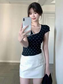 甜美可愛V領短袖法式風格T恤，夏季女上衣黑色 - 黑色 - 查看 1