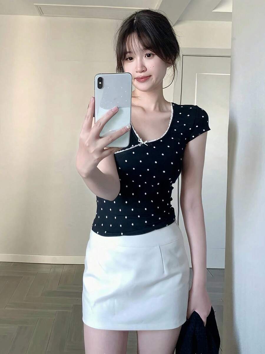 甜美可愛V領短袖法式風格T恤,夏季女上衣黑色 - 黑色 - 查看 1