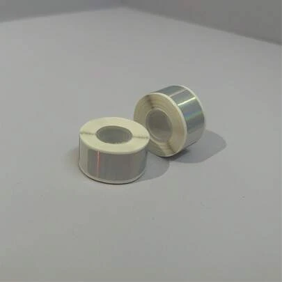 2/4 cuộn băng dán nhãn laser hologram 12*40mm tự dính, giấy dán nhiệt, chống dầu và không xơ vải, tương thích với máy P11/P12/P15/P50, hoàn hảo cho việc tự làm nhãn sổ kế hoạch, sắp xếp nhà cửa, văn phòng và trường học.